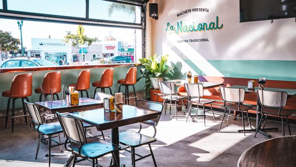 La Nacional by null
