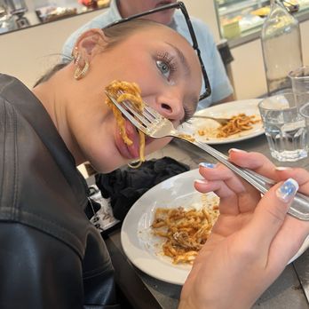 La Favorita - Her noodles were good bunch in a ball. - Pizza Near Me - Siena, SI
