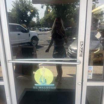 Mariscos El Malecon - Going in to pick up!! - Mexican Near Me - Fresno, California