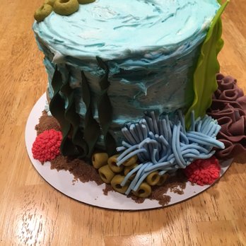 The Pin-up Kitchen - The cake was for someone who's into reefing! Pretty cool! - Cupcakes Near Me