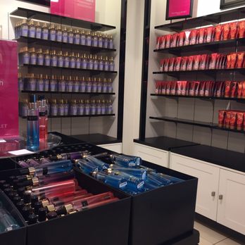 Victoria's Secret - Lingerie Near Me - Riverhead, New York Victoria's Secret - Lingerie Near Me - Riverhead, New York