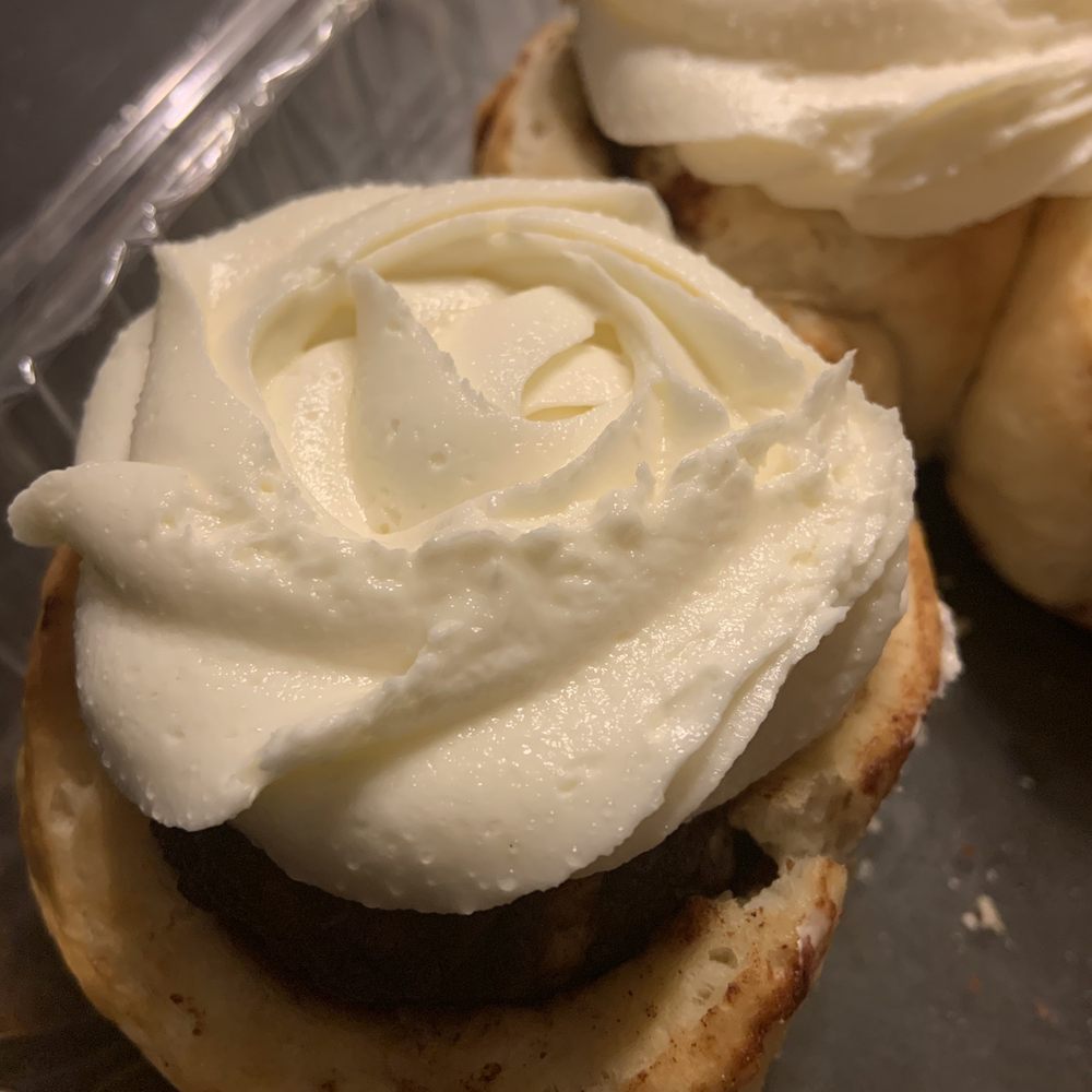 Cinnamon rolls (can be purchased in single, double or 4 packs) Cinnamon rolls (can be purchased in single, double or 4 packs)