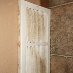 Cosmopolitan Cleaning - Before Vent