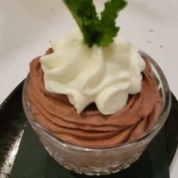 Nostos - The chocolate mousse didn't not have as much flavor as I would have hoped - Greek Near Me - Vienna, Virginia