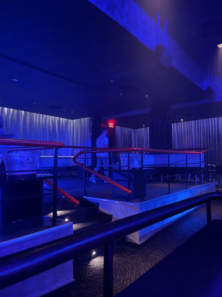 AVALON MOHEGAN SUN - 20 Photos & 39 Reviews - 1 Mohegan Sun Blvd