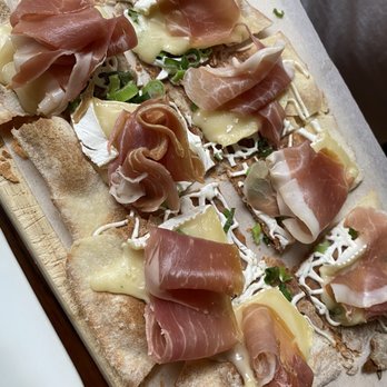 LĒNA - Bitteroise - French Near Me - New York, New York