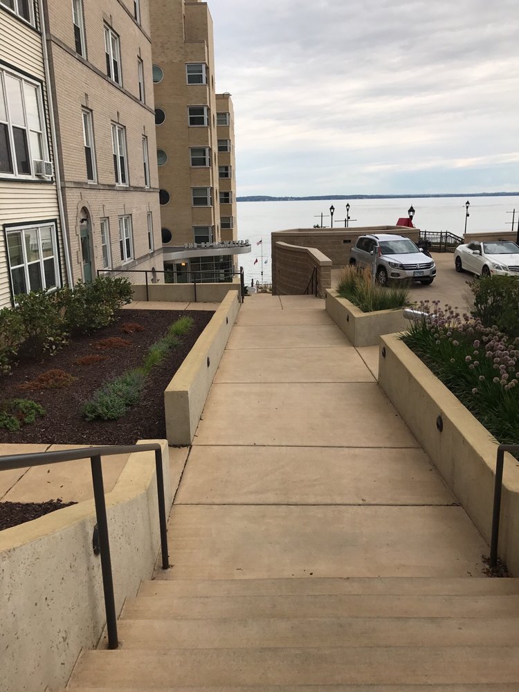 THE EDGEWATER SPA 18 Reviews Day Spas 1001 Wisconsin Pl, Madison