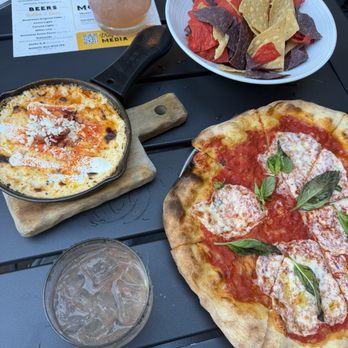 Brick & Brew - Margherita pizza, watermelon margaritas, corn queso - Gastropubs Near Me - Media, Pennsylvania Brick & Brew - Margherita pizza, watermelon margaritas, corn queso - Gastropubs Near Me - Media, Pennsylvania