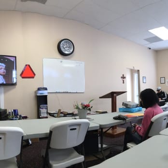 Commonwealth Driver Improvement Clinic - Atmosphere is nice, calm, comfortable, and clean! Chairs are not uncomfortable. There are snacks (not sure if they charge) - Driving Schools Near Me - Richmond, Virginia Commonwealth Driver Improvement Clinic - Atmosphere is nice, calm, comfortable, and clean! Chairs are not uncomfortable. There are snacks (not sure if they charge) - Driving Schools Near Me - Richmond, Virginia
