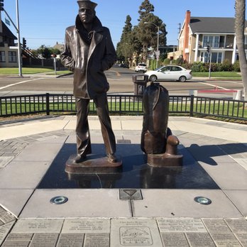 Bluff Park - Something sailor. Dedicated to servicemen and women who served in Long Beach - Parks Near Me - Long Beach, California