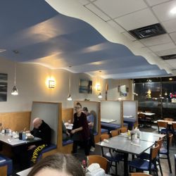 Bayside Dimitri's Family Dining - Tables and seats