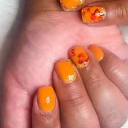 8th Day Nails - Bonney Lake