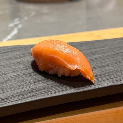 Sushi Suzuki by null