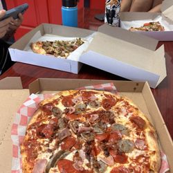 484 New York Pizza