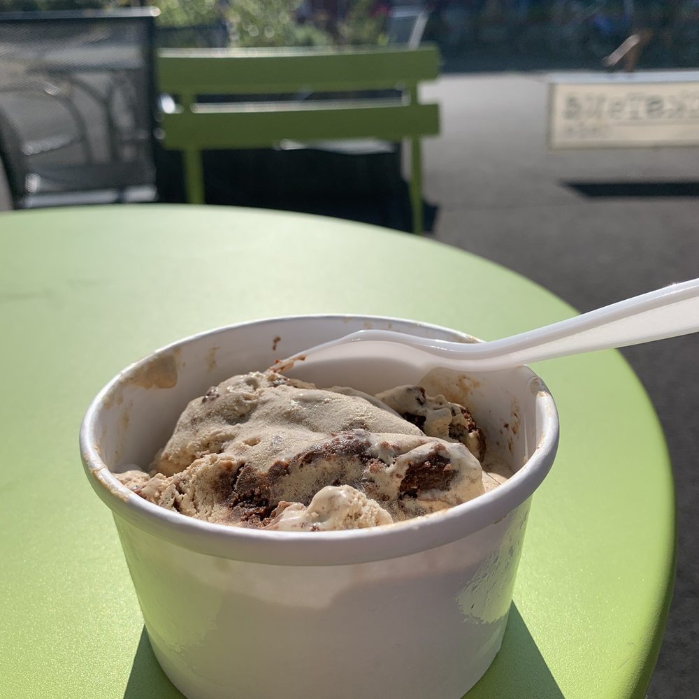 Kickstand Cafe - B3 Toscanini ice cream - Cafes Near Me - Arlington, Massachusetts