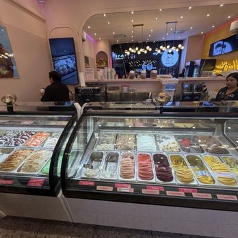 Sundaes Best - Ice Cream & Frozen Yogurt Near Me - New York, New York Sundaes Best - Ice Cream & Frozen Yogurt Near Me - New York, New York