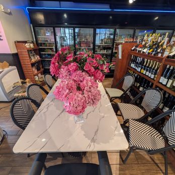 Kouklas Cafe - Bakeries Near Me - San Diego, California