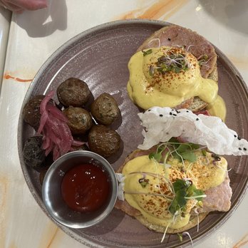 Brouhaha - Canadian Benny - Breakfast & Brunch Near Me - Calgary, Alberta Brouhaha - Canadian Benny - Breakfast & Brunch Near Me - Calgary, Alberta