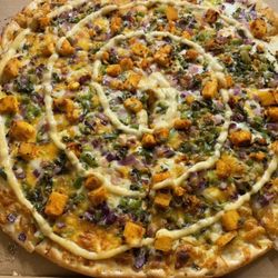 Hamilton Dabbawala - Paneer tikka pizza