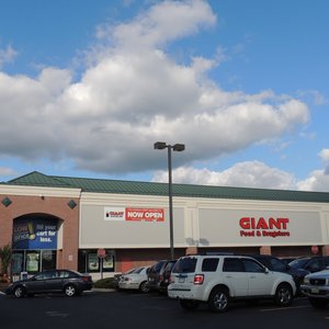 CVS PHARMACY - Updated August 2025 - 13 Photos & 15 Reviews - 272 East ...