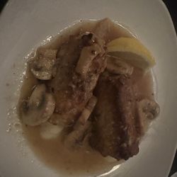 Johnny's Fine Italian Dining - Veal saltin Boca