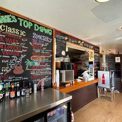 Frankie's Dawg House - Main menu