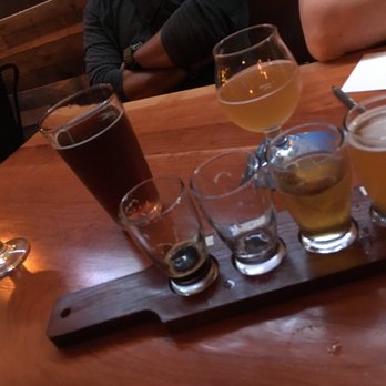Scotchtown Craft - Yummy half finished flight and a few Brews! - Beer Bar Near Me - Middletown, New York Scotchtown Craft - Yummy half finished flight and a few Brews! - Beer Bar Near Me - Middletown, New York