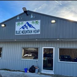 Blue Mountain Hemp - Entrance to the store