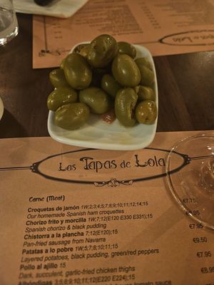 Las Tapas De Lola by null