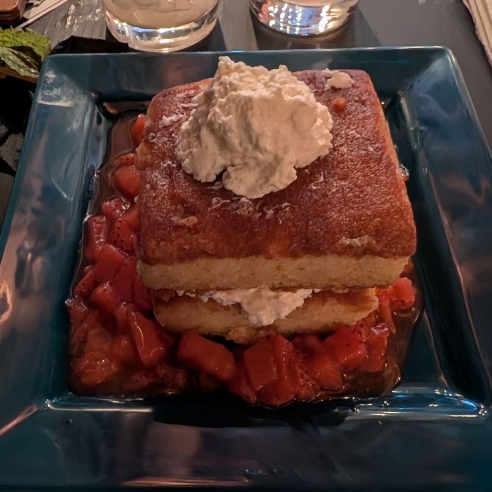Baxter’s 1892 - strawberry lemon cake - Music Venues Near Me - New Bern, North Carolina Baxter’s 1892 - strawberry lemon cake - Music Venues Near Me - New Bern, North Carolina