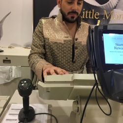 Ann Taylor - This is the worst sales associate EVER!