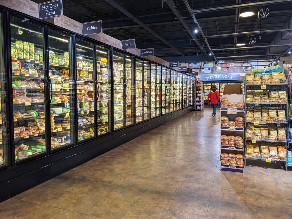 DAVE’S MARKETPLACE Updated September 2024 41 Photos & 50 Reviews