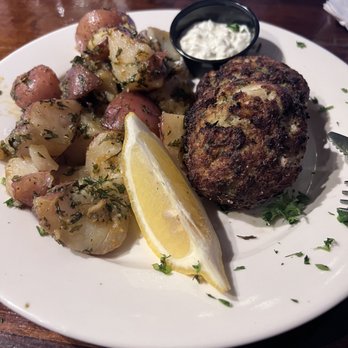 Tautog's Restaurant - Wesley 's World - famous Crab Cakes - Seafood Near Me - Virginia Beach, Virginia Tautog's Restaurant - Wesley 's World - famous Crab Cakes - Seafood Near Me - Virginia Beach, Virginia