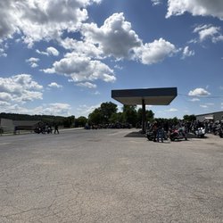 Cedarville Convenience Store - Looking for a scenic drive and a great place to eat? Take 59hwy north. Dont forget to stop by this little jewel.
