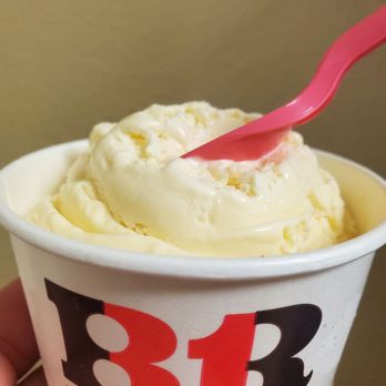 Baskin-Robbins - Scoop sizes decreasing and prices soaring. Container is resting on the top part of my hand...over 4 bucks- shocking. - Desserts Near Me - Clovis, California Baskin-Robbins - Scoop sizes decreasing and prices soaring. Container is resting on the top part of my hand...over 4 bucks- shocking. - Desserts Near Me - Clovis, California