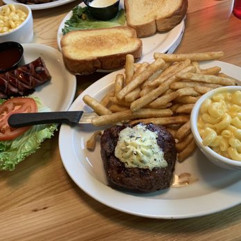 Bubba's Breakfast & BBQ - Love there Mac and cheese with the toast very delicious would recommend - Barbeque Near Me - Jackson, Wyoming