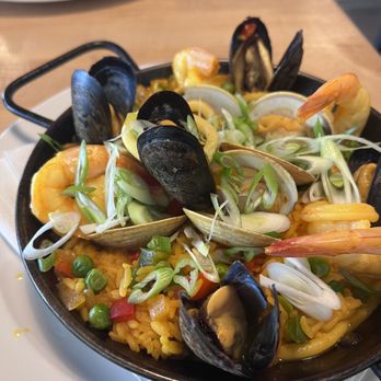 Los Olivos Bistro - Paella - Empanadas Near Me - Boca Raton, Florida