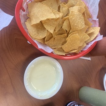 Taqueria Azteca - Cheese dip and chips - Mexican Near Me - Chattanooga, Tennessee