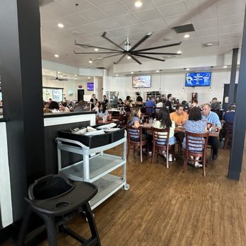 Broken Yolk Cafe - Breakfast & Brunch Near Me - La Quinta, California Broken Yolk Cafe - Breakfast & Brunch Near Me - La Quinta, California