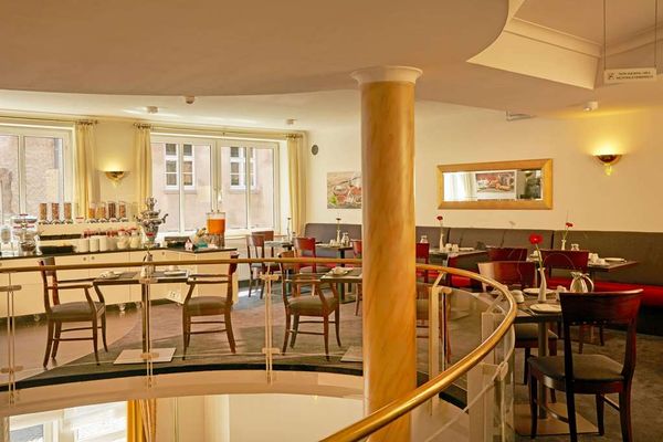 H+ Hotel Stade Herzog Widukind by null