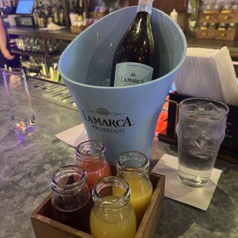 The Oakmont - Mimosa flight package - American Near Me - Indianapolis, Indiana