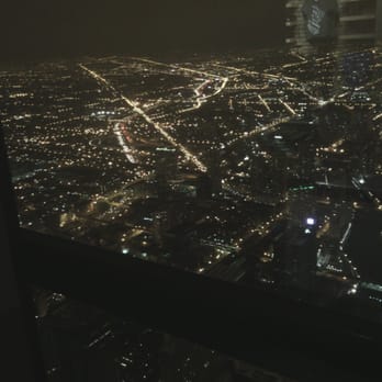 Willis Tower - The city at night - Landmarks & Historical Buildings Near Me - Chicago, Illinois Willis Tower - The city at night - Landmarks & Historical Buildings Near Me - Chicago, Illinois