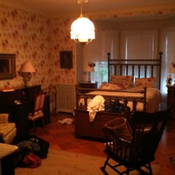 The Charles Hovey House - Our room from the doorway