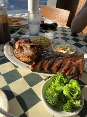 Barnstormer Barbeque by null