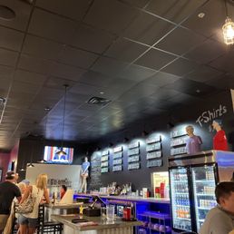 Picture of the bar from the right set of bar tops as you walk in Picture of the bar from the right set of bar tops as you walk in