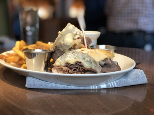 Houlihan's by null
