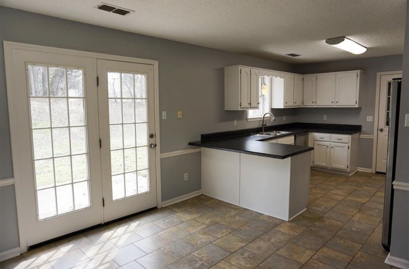 Slide of Debonnaire Construction