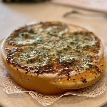 Duc's Bistro - Escargots a La Chablisienne - French Near Me - Honolulu, Hawaii Duc's Bistro - Escargots a La Chablisienne - French Near Me - Honolulu, Hawaii