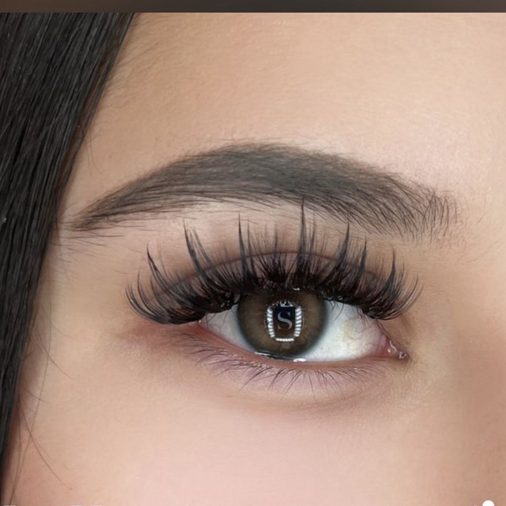 Wispy Lashes
