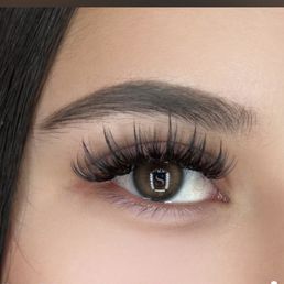Wispy Lashes Wispy Lashes